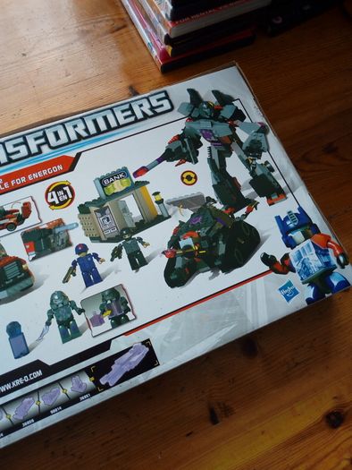 Transformers KRE-O Optimus Prime v Megatron