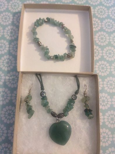 Necklace, earrings and bracelet set