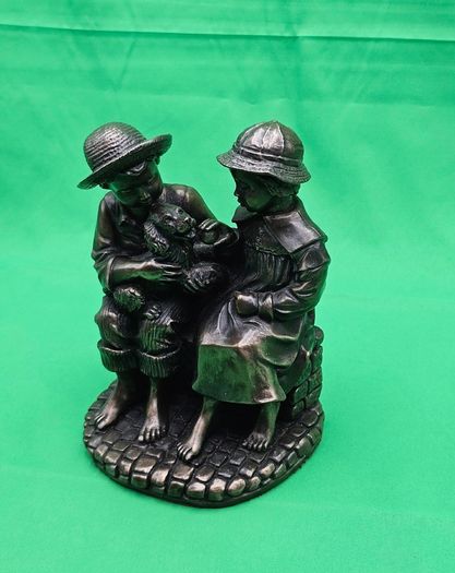 Genesis Fine Arts W1 Puppy Love Boy & Girl Bronze Figurine Ornament