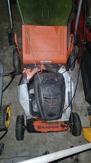 Broken lawnmowers and other tools wanted for parts. Lawnmower servicing also available!