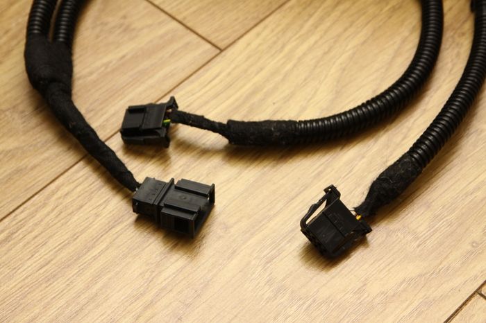 Q7 MMI 2G DVD Navigation with retainer and power cable