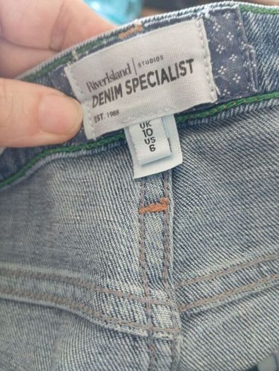 Bundle of Jeans