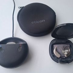 Hearing aid - Aticon model C-1A2