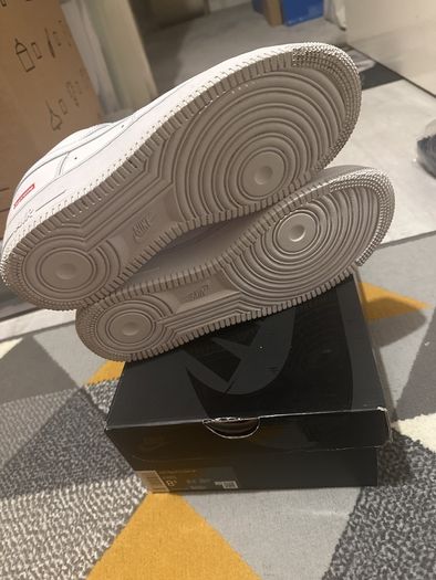 Nike Air Force 1 x Supreme uk 7.5 like new