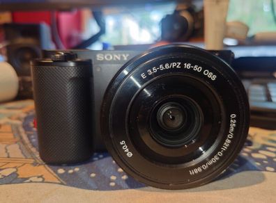 Sony ZV-E10 With selp1650 and wind buff