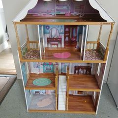 Kidkraft Dollhouse