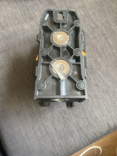 green beam self-levelling cross line laser