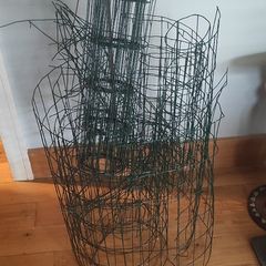 Free wire fencing