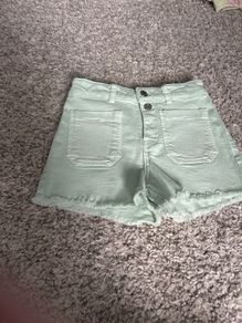 Zara light green denim shorts (9/134)