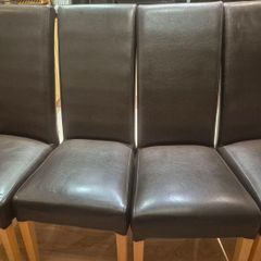 ding table chairs