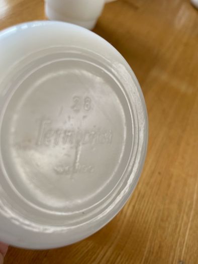A Pair of Termocrisa Milk Glass Mugs