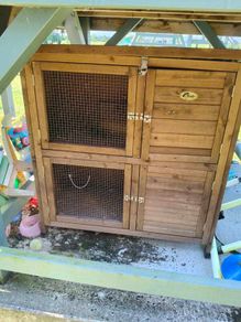 guinea pig/rabbit hut