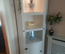 Corner Cabinet - Beautiful Condition - Solid Wood!