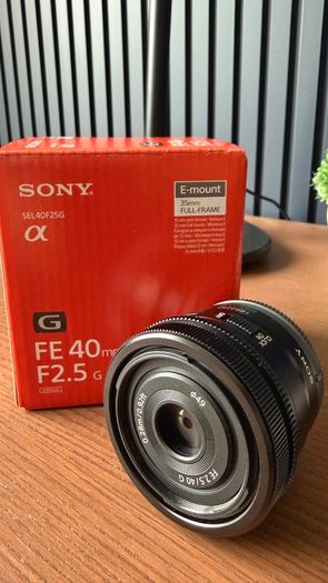 Lens Sony FE 40mm F2.5 G (SEL40F25G) Full-Frame E-Mount