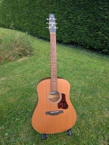 Seagull S6 Eletro-Acoustic Guitar