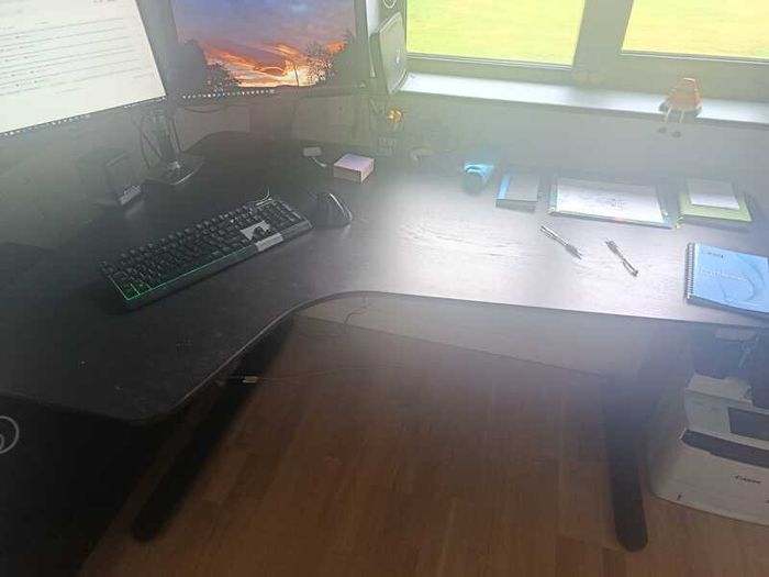 IKEA BEKANT Electric Corner Desk