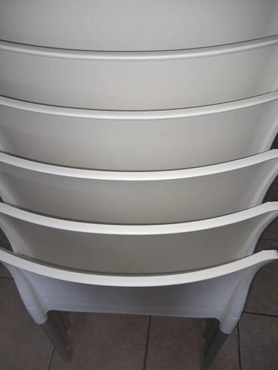 6 chairs