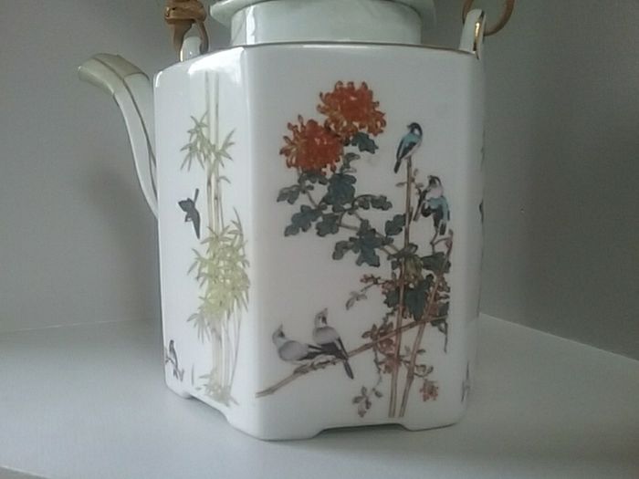 Eastern Style Teapot