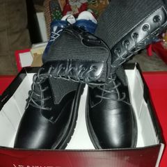 Ladies boots size 7
