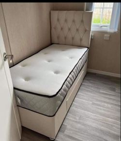 New Stylish single ,Double 4ft, 4ft6, King 5ft And 6ft Superking Sizes Divan Beds Instock. Drawers And Optional Tufted Mattresses Available. Free Delivery