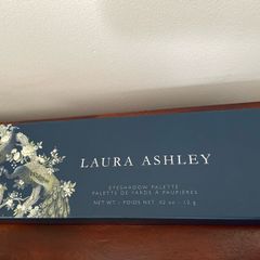 Laura Ashley eyeshadow palette - New