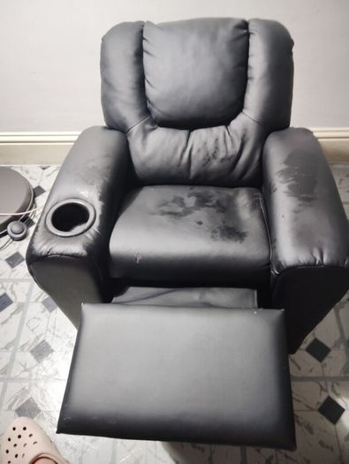 kids leather recliner chair 100e to buy selling 50 ono