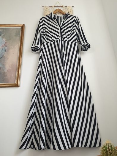 Yas Dress Size Large