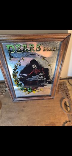pears soap mirror