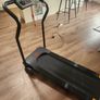 Motorised treadmill Image 5