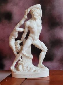 Hercules and Lichas statue