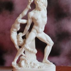 Hercules and Lichas statue