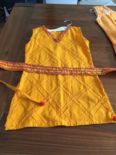 Beautiful top aged 6 (bought in india)