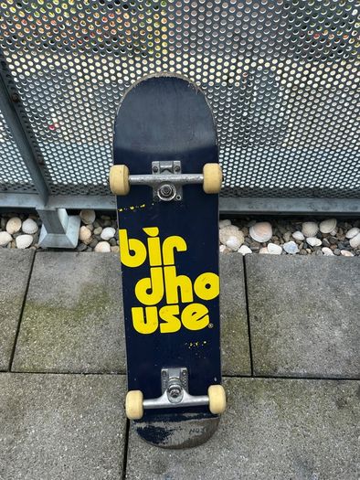 skateboard