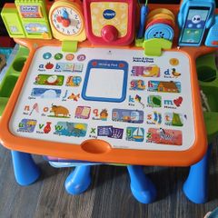 Vtech learn and draw activities desk