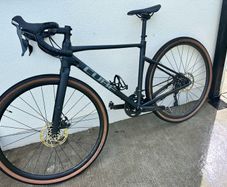 Cube Nuroad Pro Gravel Bike - Metalblack/Gr