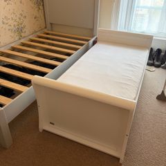 toddlers bed