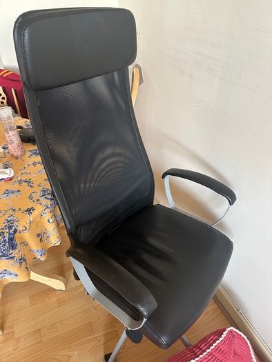 markus office chair