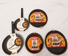 Russell Hobbs & Pyrex Bundle