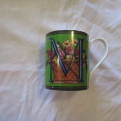 SPODE alphabet mug     letter  M