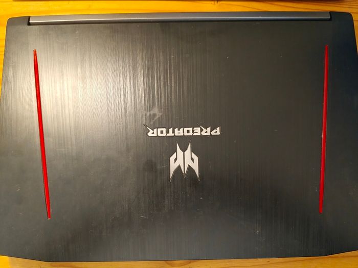 Acer Predator Helios 300 (PH317-52), 17.3" 144Hz Gaming Laptop, For Repair or For Parts