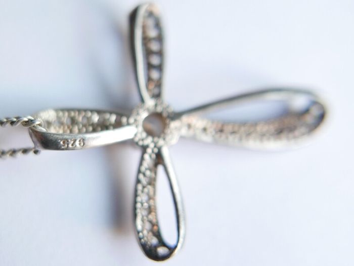 Vintage Sterling Silver  Rhinestone Curved Cross Necklace length 18" - 4,5g