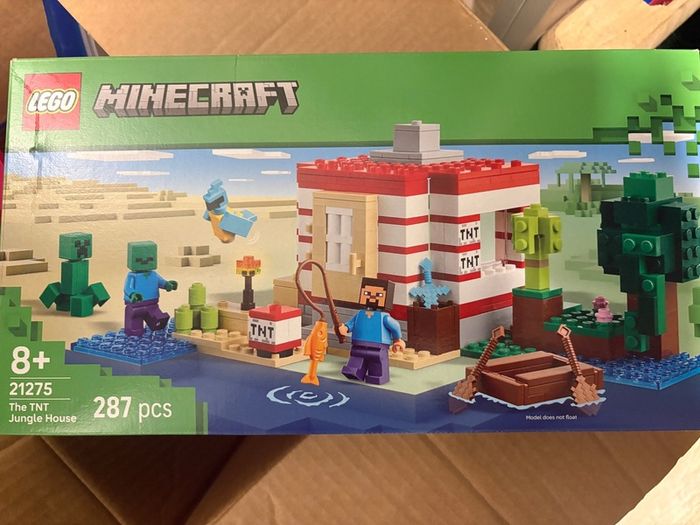 LEGO Minecraft 21275