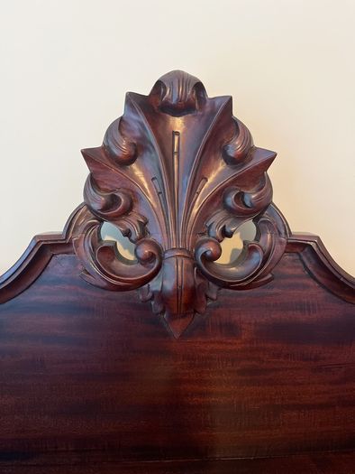 Side Board