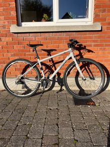 Pinnacle Lithium Two Hybrid Bike