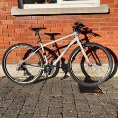 Pinnacle Lithium Two Hybrid Bike