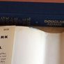 The Long Dark Tea-Time of the Soul by Douglas Adams (hardback) Image 6