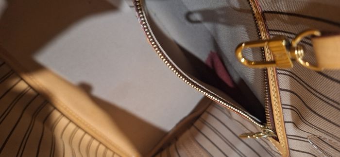 Louis Vuitton Authentic Neverfull MM