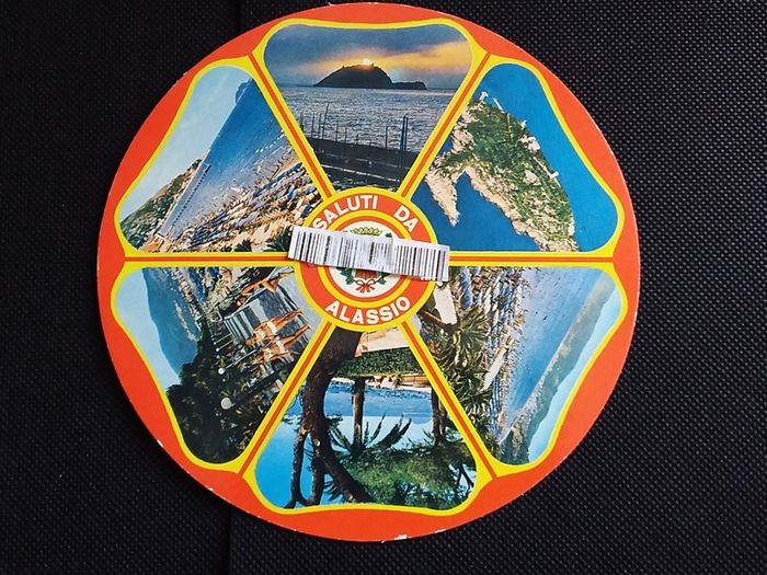 Italy Postcards : Greetings From Alassio - Multi-view Circular Postcard
