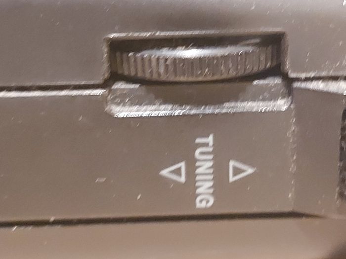 Academy CB-TV1-FM-AIR.WB.PB, Model R-AA110, takes 4 AA Batterys, in very good condition and works well