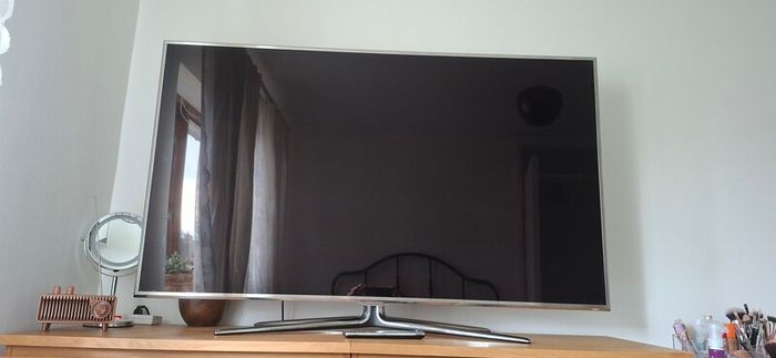 Samsung 60 inches D8000 Series 8 Smart 3D LED TV